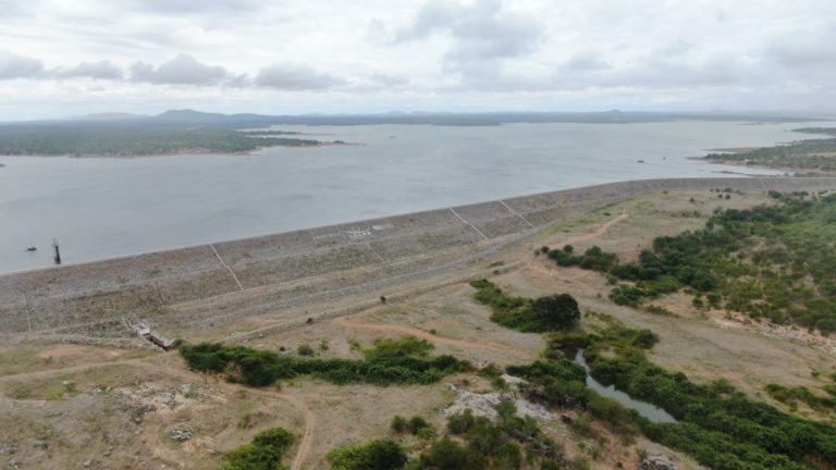 Comissão Gestora do açude Arneiroz II aprova operação emergencial de 2025.1
