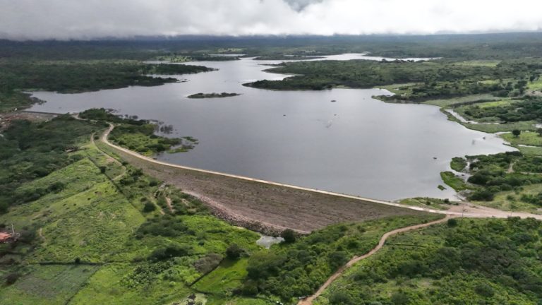 Comitê do Alto Jaguaribe aprova Plano de Secas para Açude Benguê, em Aiuaba